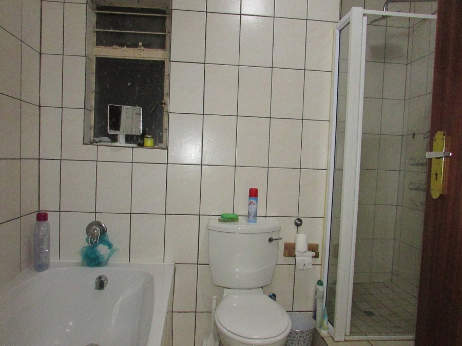 2 Bedroom Property for Sale in Pellissier Free State
